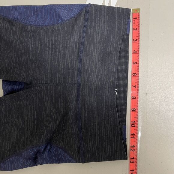 Outdoor Voices TechSweat Leggings Size S Capri Crop Blue Black Mid Rise Gym - Picture 7 of 9